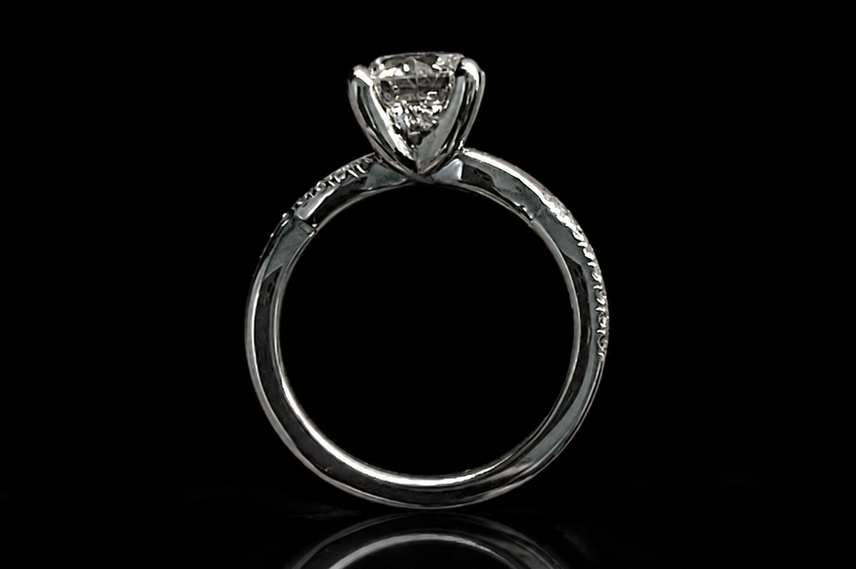 Round Brilliant Diamond Twist Solitaire Ring (eng727)