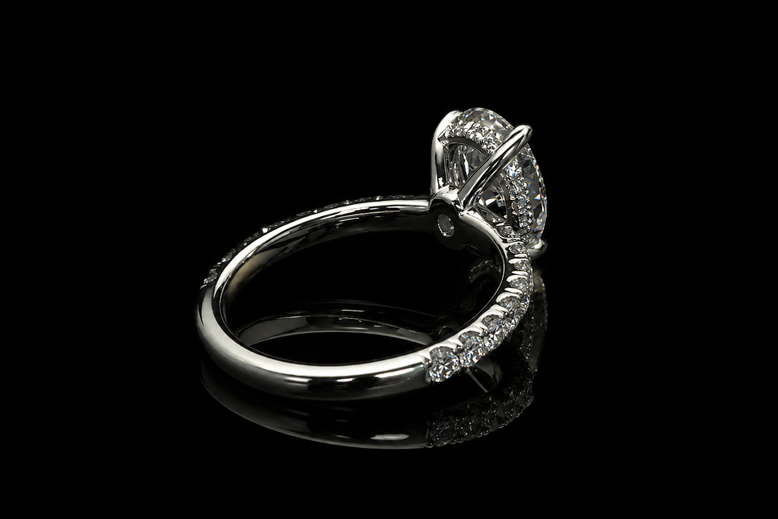 Oval Diamond Solitaire Engagement Ring (eng670)