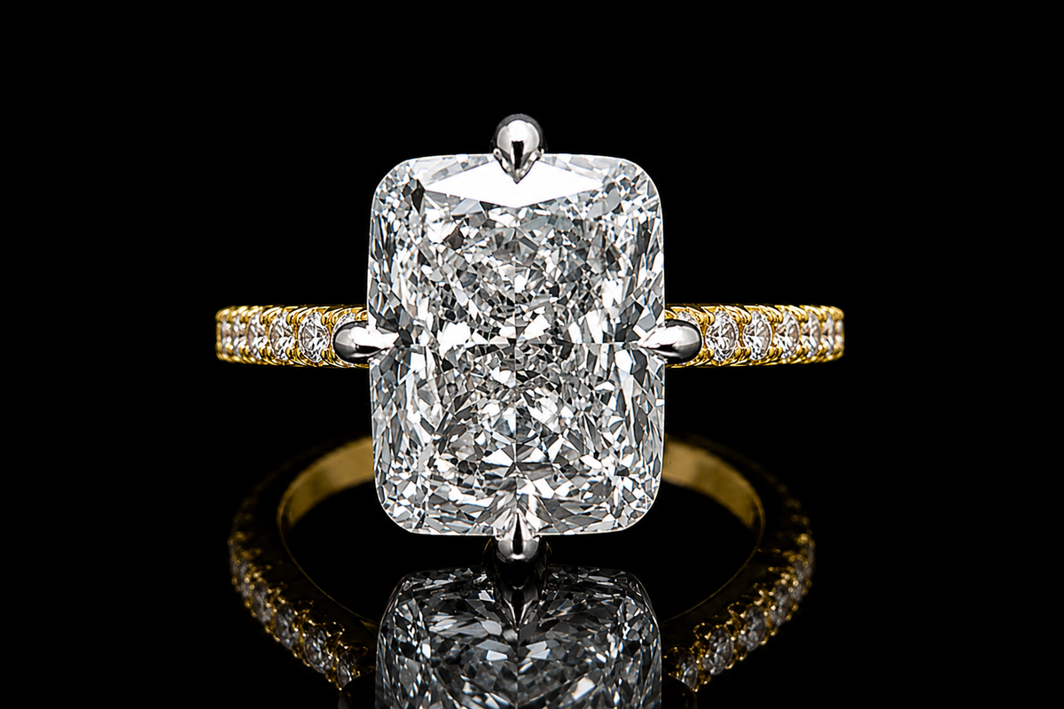 Cushion Cut Diamond Solitaire Engagement Ring (eng669)