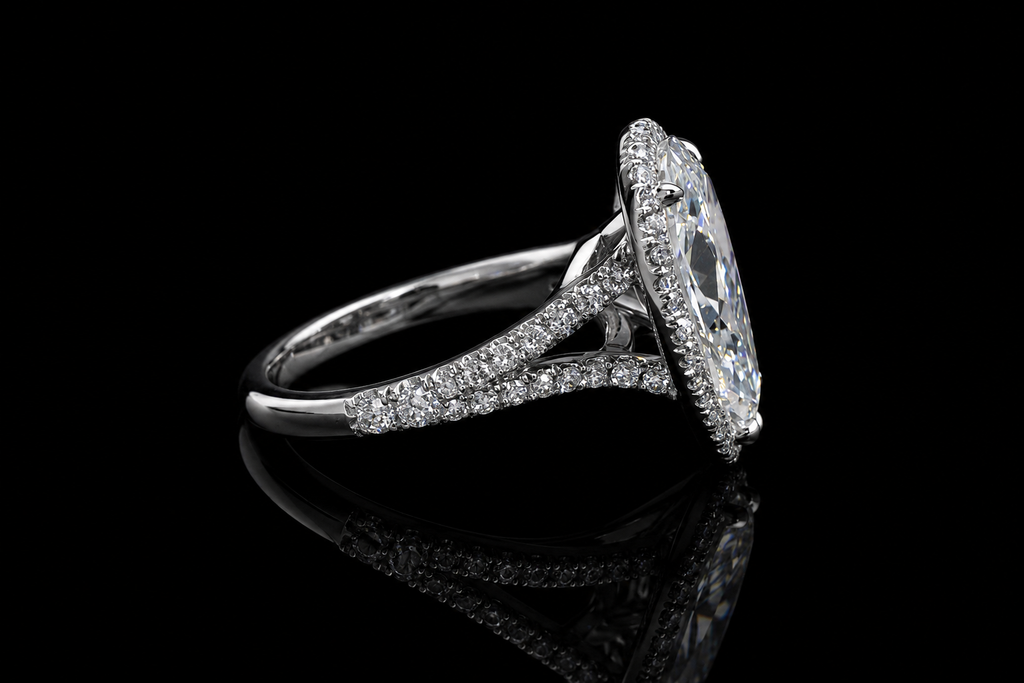 Pear Shaped Halo Diamond Engagement Ring (eng692)