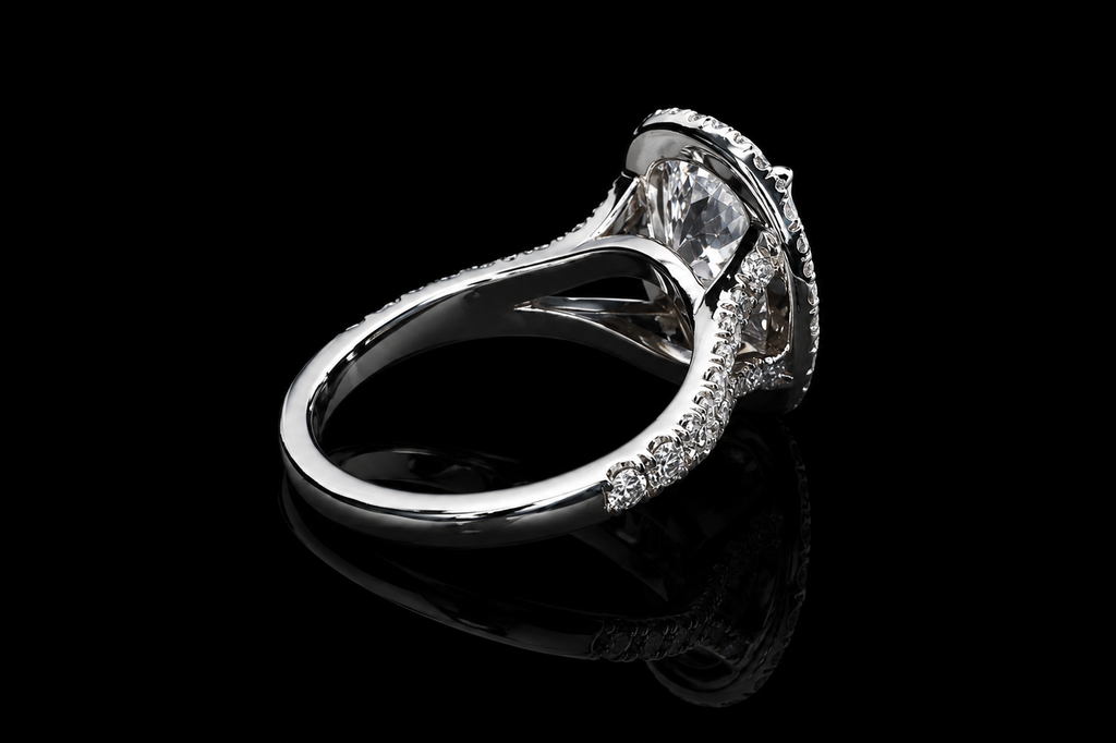 Pear Shaped Halo Diamond Engagement Ring (eng692)