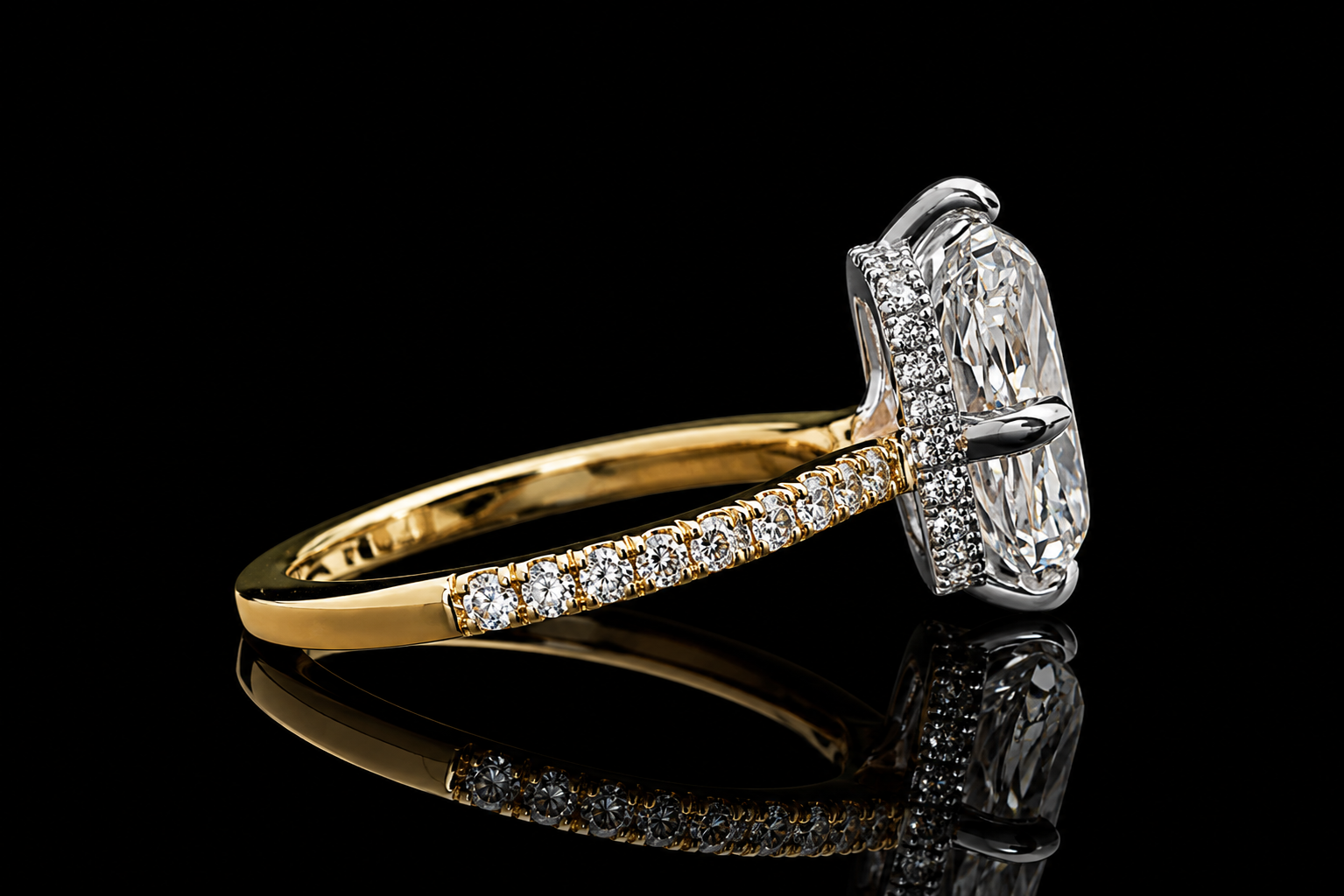 Cushion Cut Diamond Solitaire Engagement Ring (eng669)