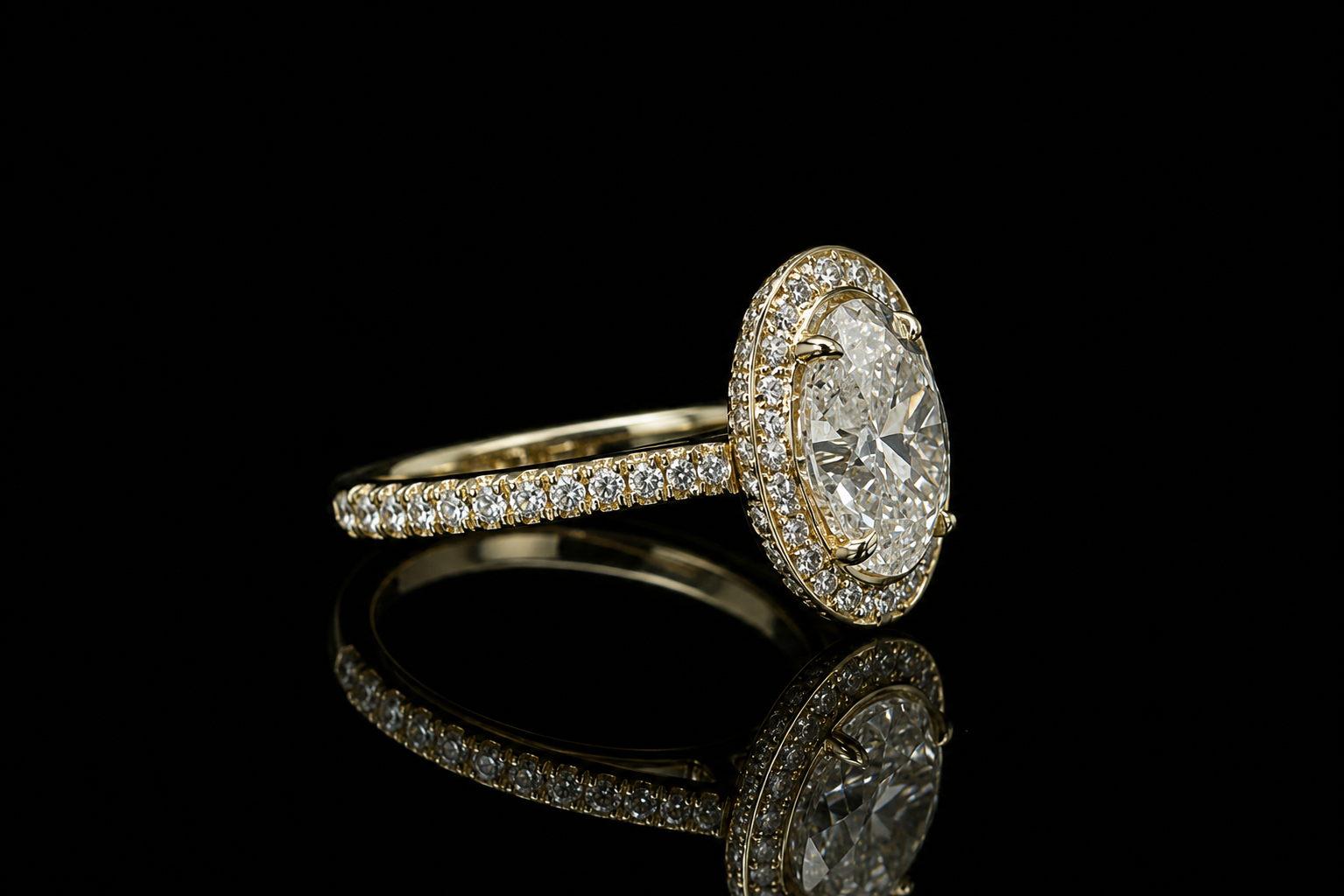 Oval Diamond Halo Engagement Ring (eng641)