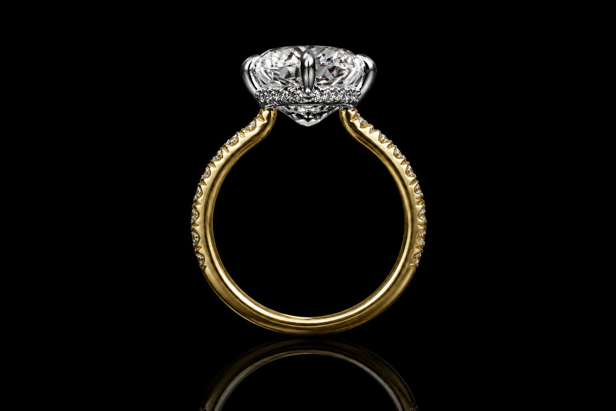 Cushion Cut Diamond Solitaire Engagement Ring (eng669)