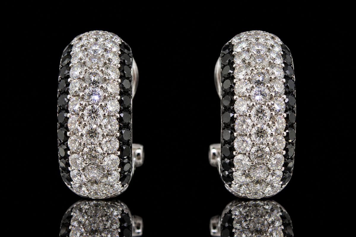Black & White Diamond Pavé Earrings (ear052)
