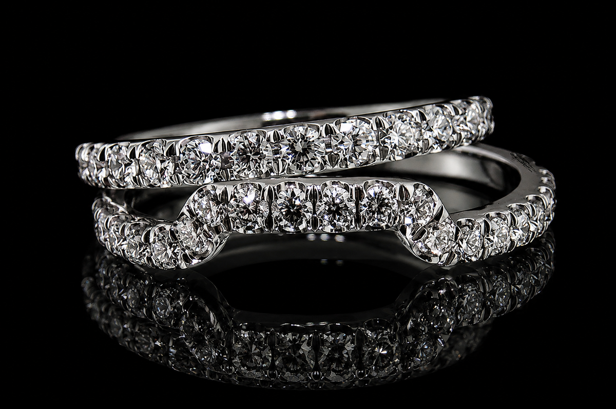 Curved Diamond Contour Band (band035)