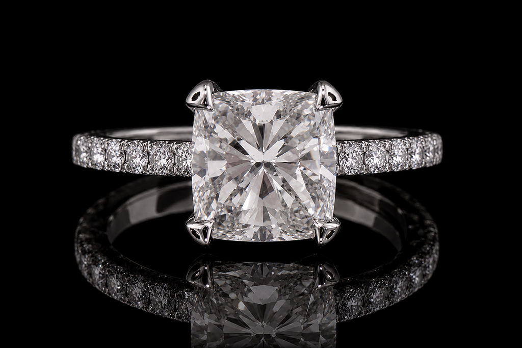 Cushion Cut Diamond Solitaire Ring (eng424)
