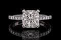 Cushion Cut Diamond Solitaire Ring (eng424)