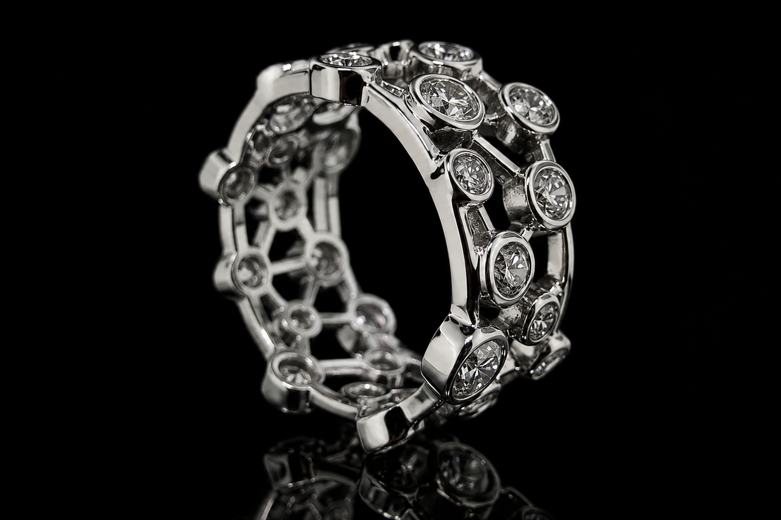 Floating Bezel-Set Diamond Band (band071)