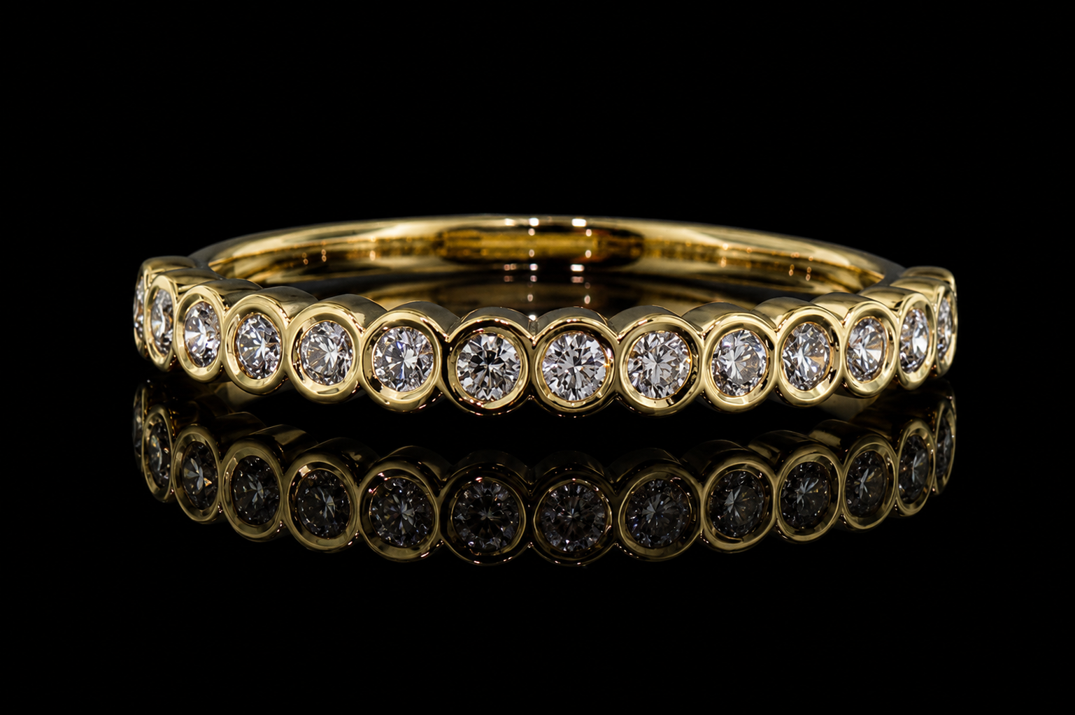 18K Yellow Gold Bezel-Set Diamond Band (band142)