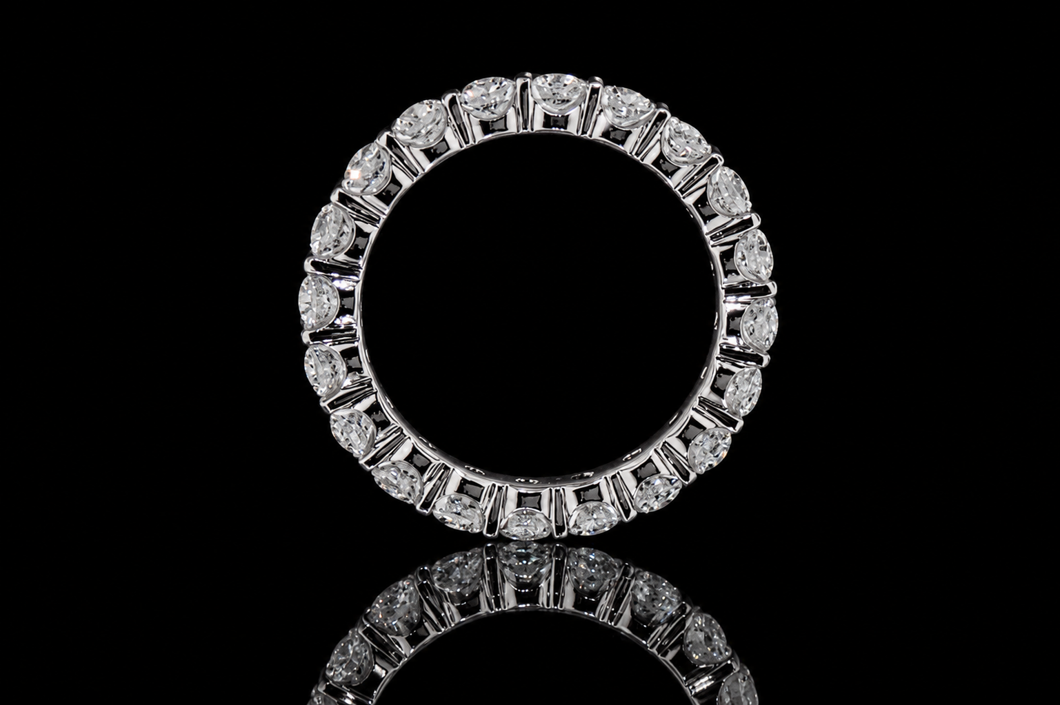 Round Diamond Shared-Prong Platinum Eternity Band (band089)