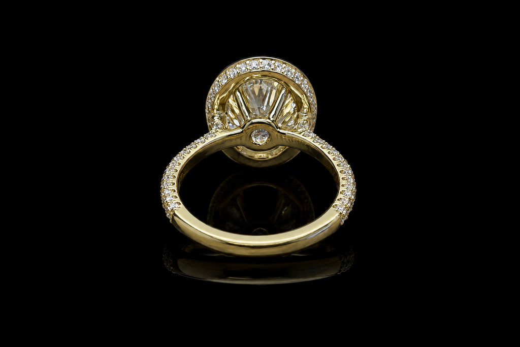 Oval Diamond Halo Engagement Ring (eng641)