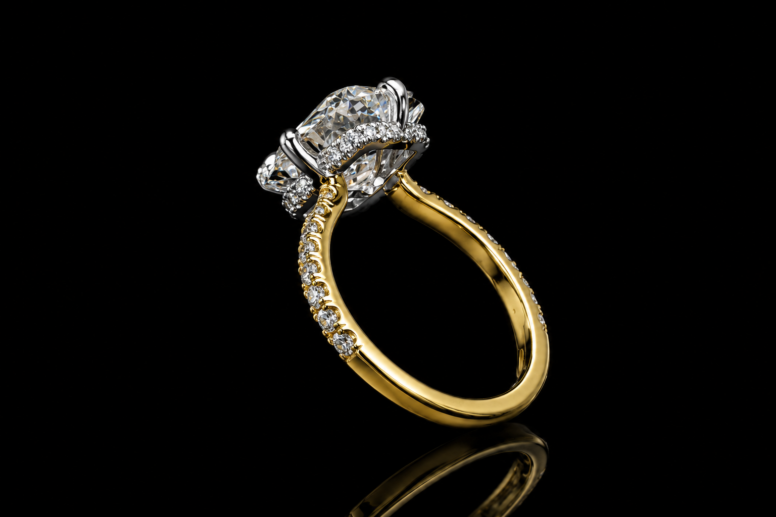 Cushion Cut Diamond Solitaire Engagement Ring (eng669)