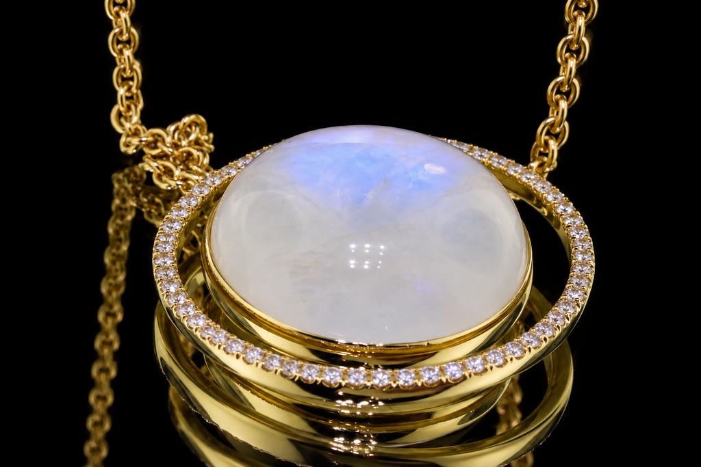 18K Yellow Gold Moonstone Micropavé Diamond Pendant (pend087)