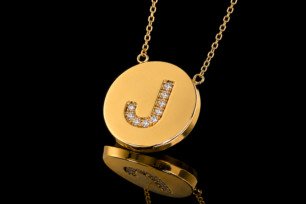 18K Yellow Gold Diamond Initial Pendant (pend006)