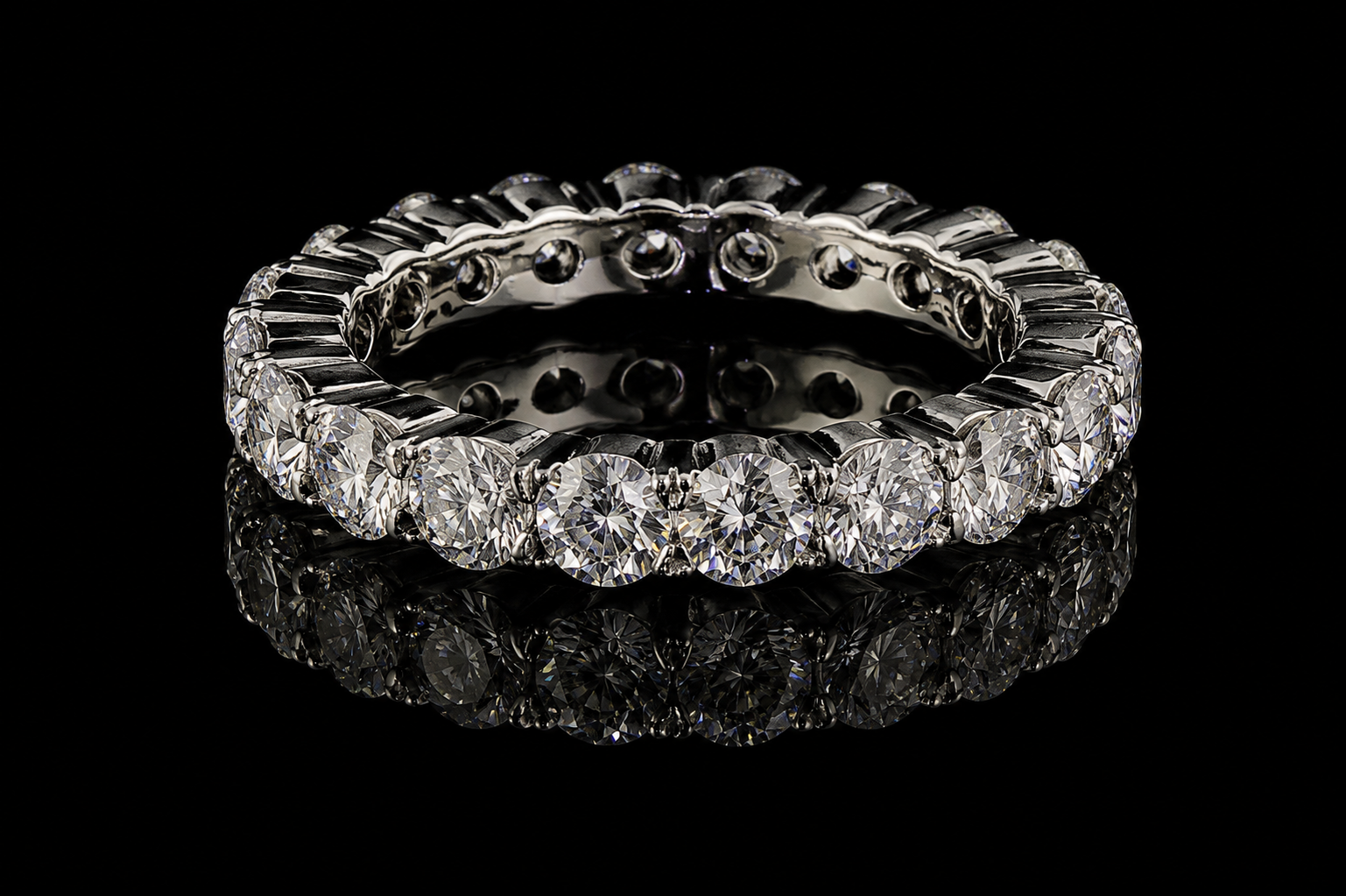 Round Diamond Eternity Band (band021)