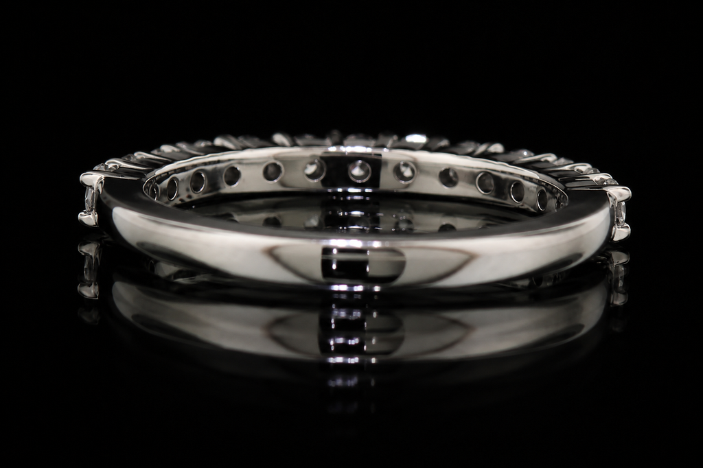 Round Diamond Half-Eternity Band (band126)