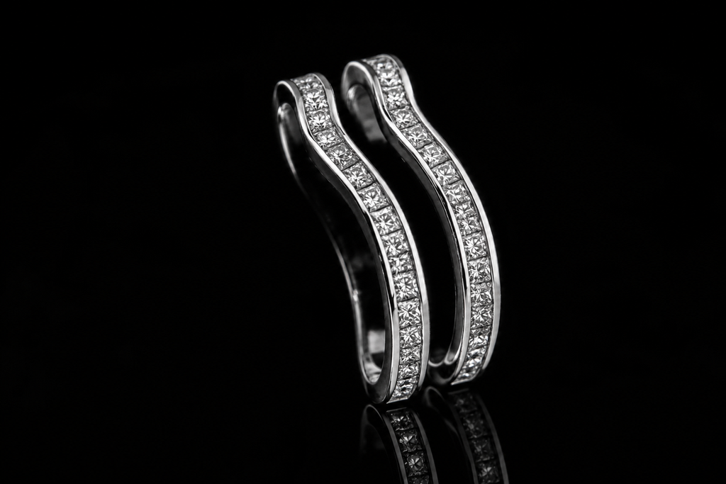 Curved Princess-Cut Diamond Band (band039)