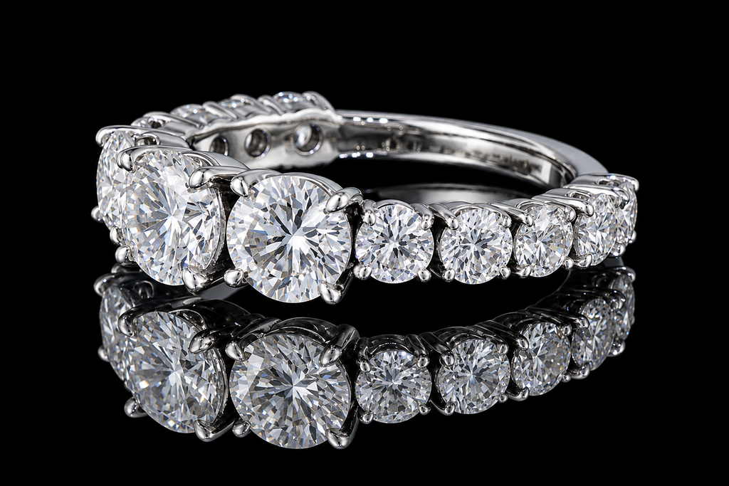 Graduated Round Brilliant Diamond Anniversary Band (band175)