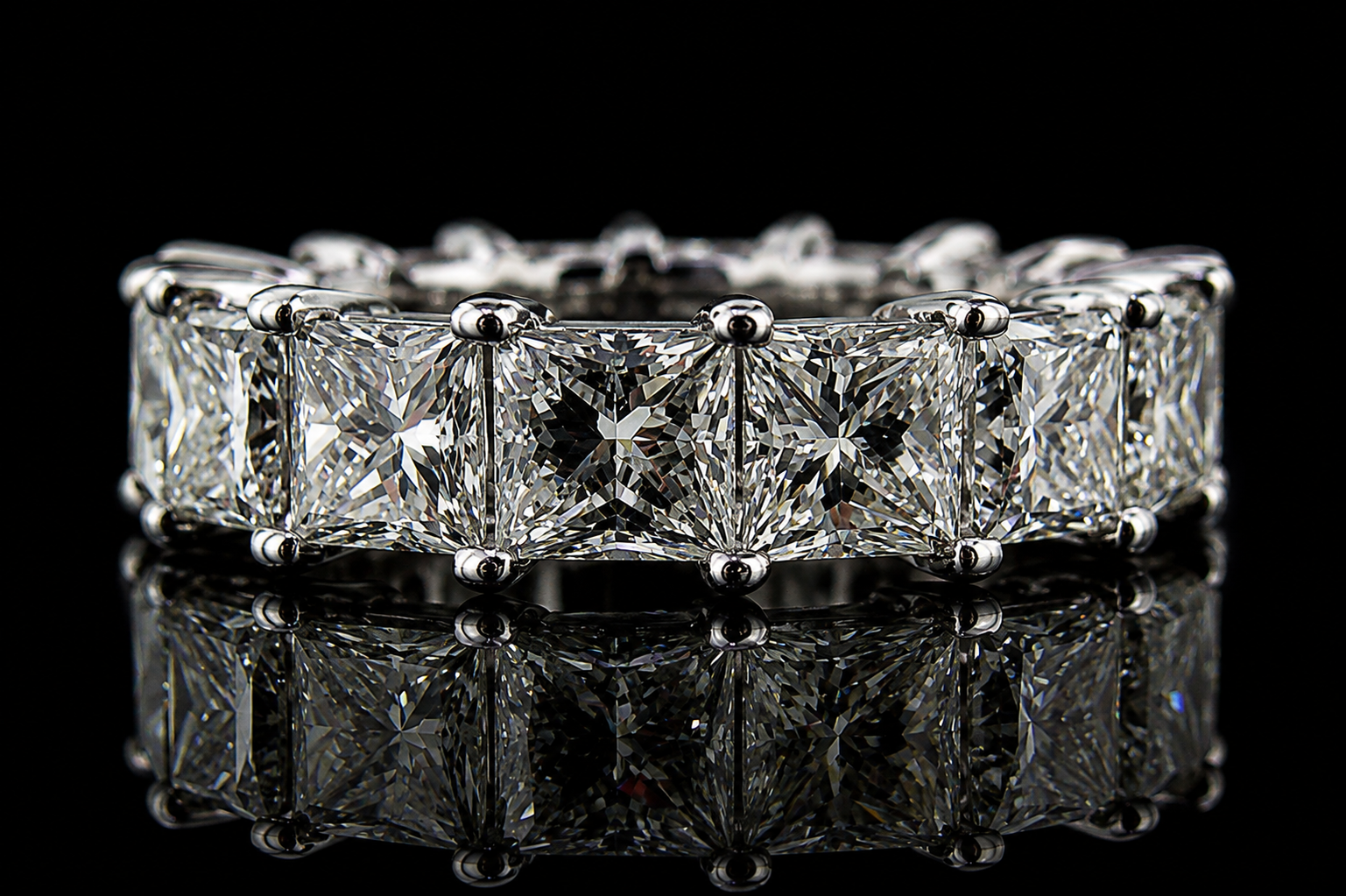 Princess-Cut Diamond Eternity Band (band069)