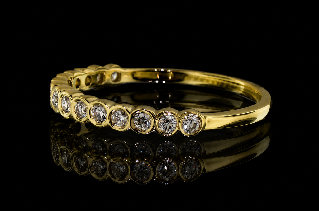 18K Yellow Gold Bezel-Set Diamond Band (band142)