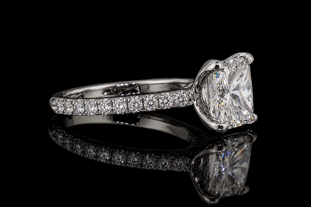 Cushion Cut Diamond Solitaire Ring (eng424)