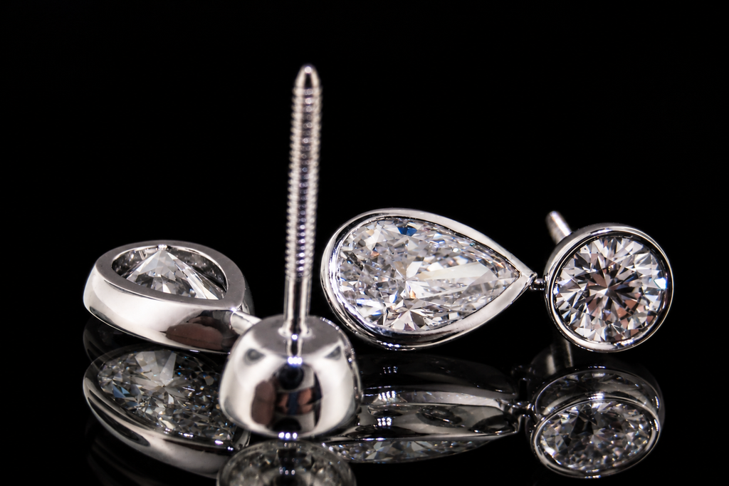 Bezel-Set Round & Pear Diamond Drop Earrings (ear026)