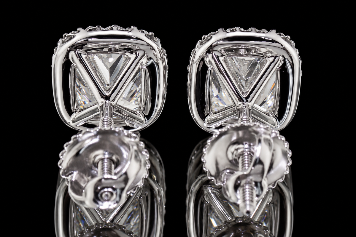 Cushion-Cut Diamond Halo Stud Earrings (ear003)