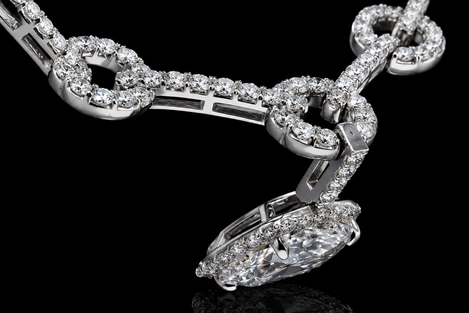 Cushion Diamond Halo Pendant Necklace (pend049)