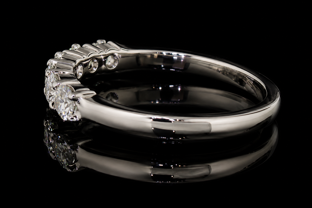 Five-Stone Round Diamond Band (band020)