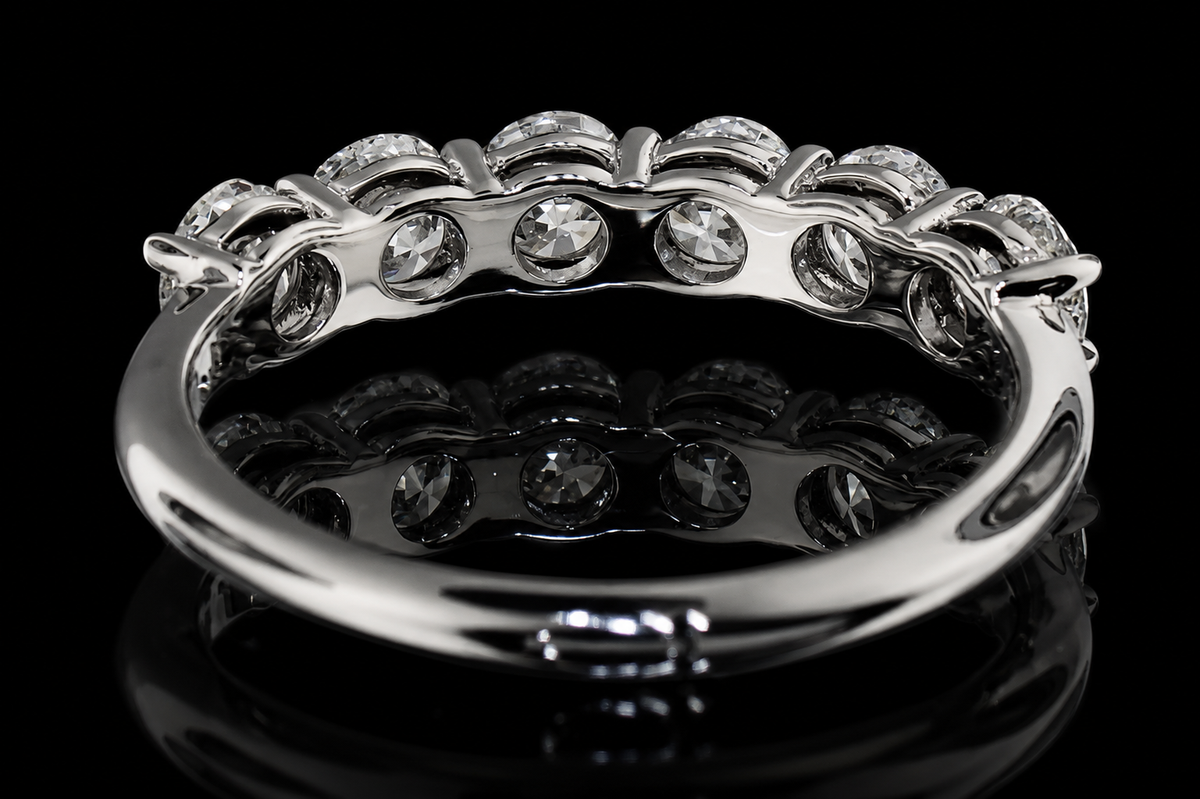 Seven-Stone Round Diamond Band (band007)