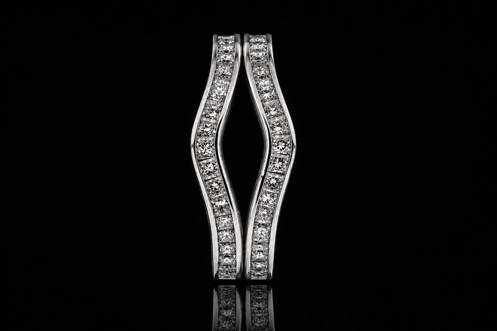 Curved Princess-Cut Diamond Band (band039)