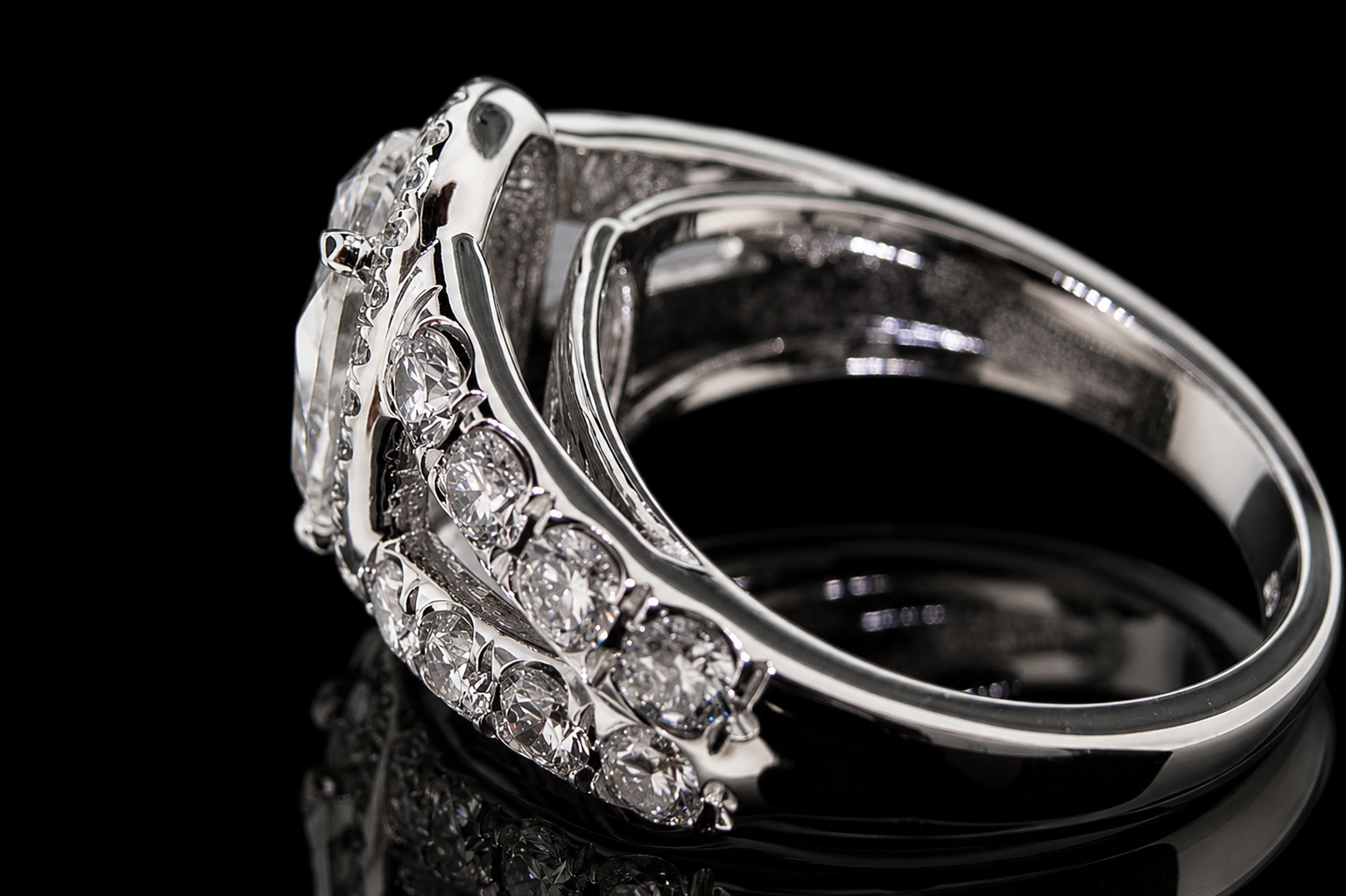 Oval Diamond Halo Split Shank Engagement Ring (eng205)