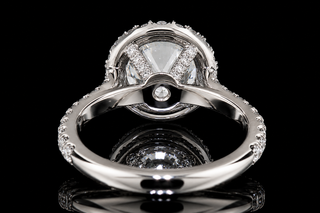 Round Halo Engagement Ring (eng368)
