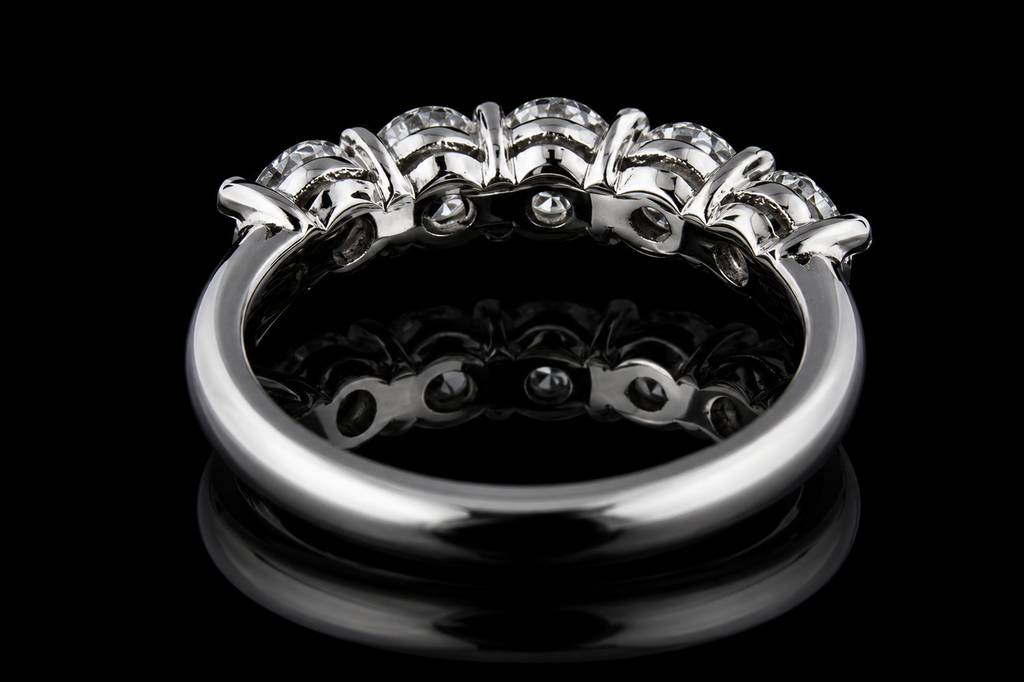 Five-Stone Round Diamond Band (band068)