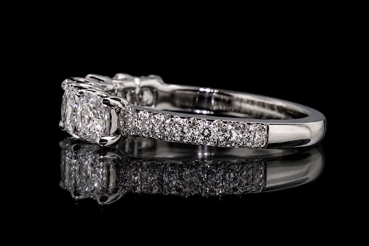 Six-Stone Round Diamond Platinum Wedding Band (band097)
