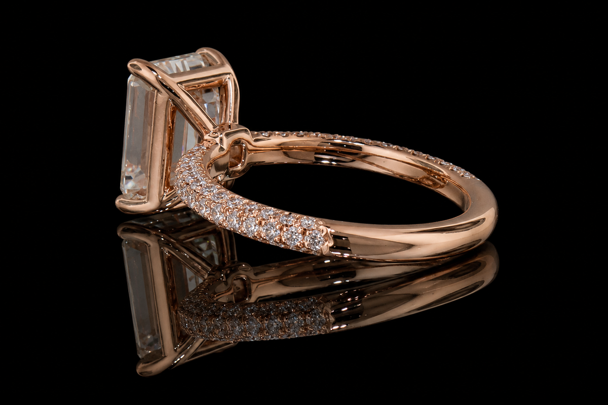Emerald Cut Diamond Solitaire Engagement Ring in 18K Rose Gold (eng452)