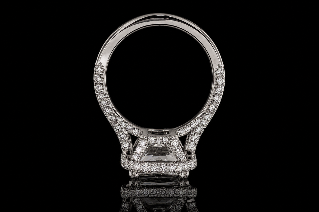 Radiant Cut Diamond Halo Ring (eng428)