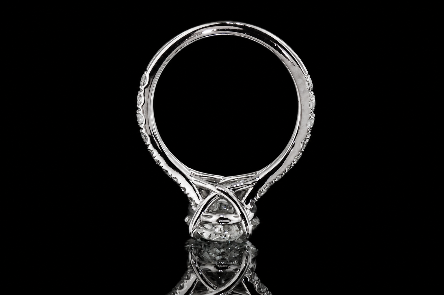 Oval Diamond Split Shank Engagement Ring (eng362)