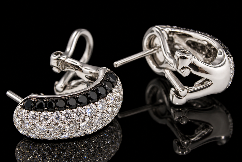 Black & White Diamond Pavé Earrings (ear052)