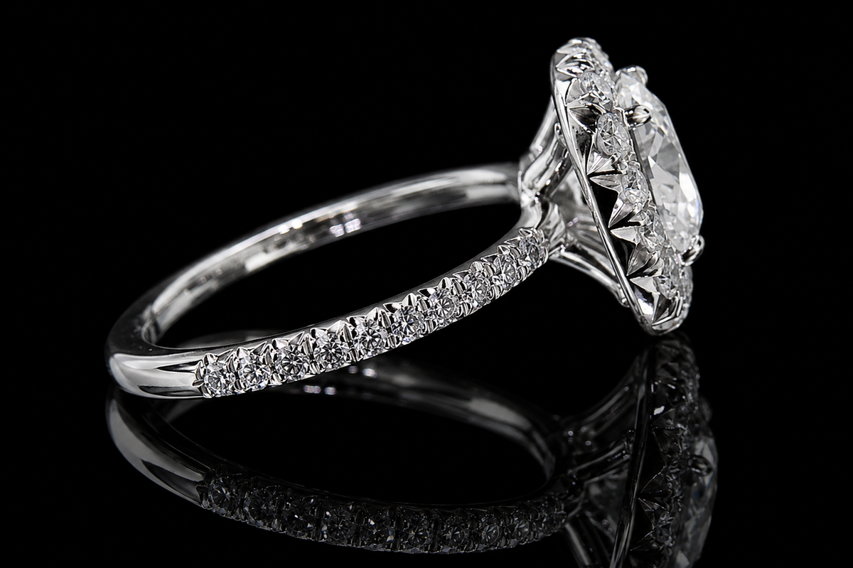Round Diamond Cushion Halo Engagement Ring (eng217)