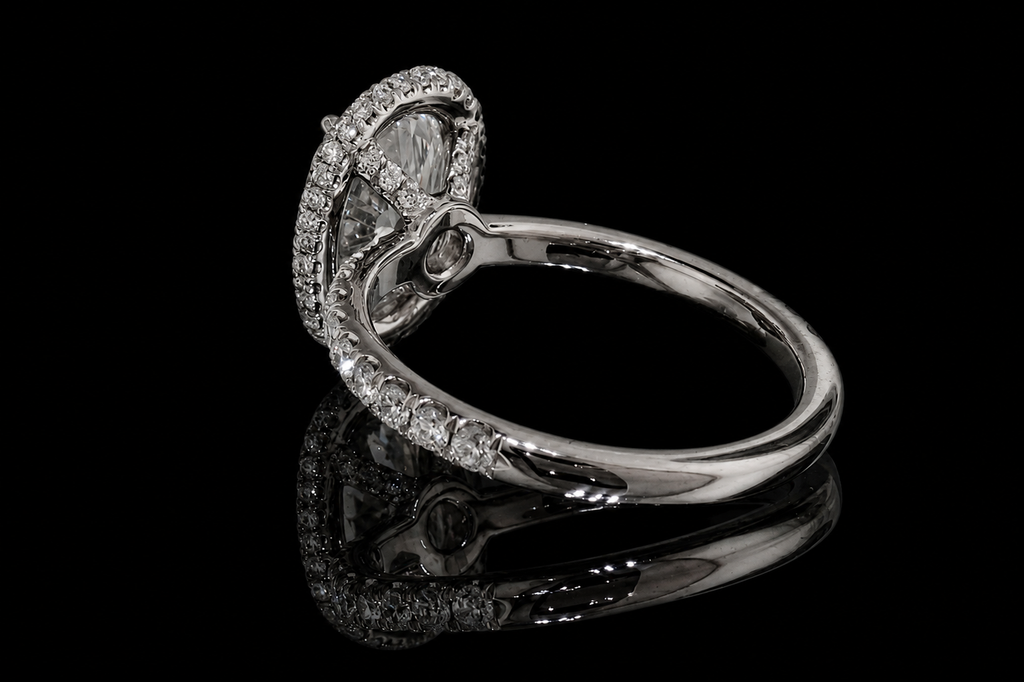 Oval Diamond Halo Engagement Ring (eng349)
