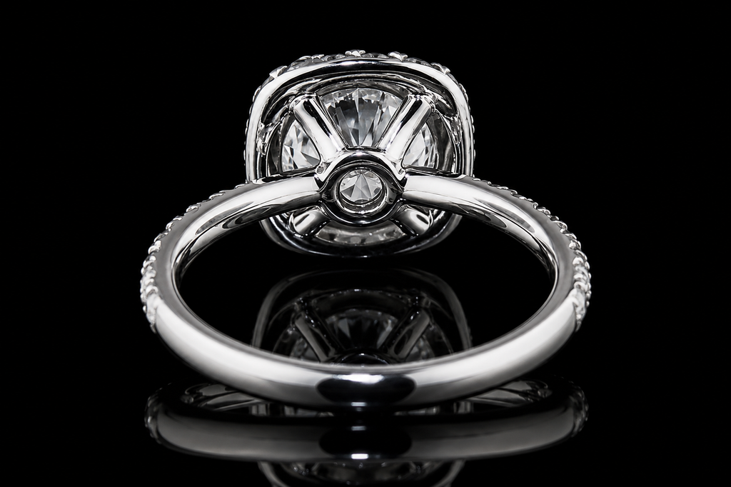Round Diamond Cushion Halo Engagement Ring (eng217)