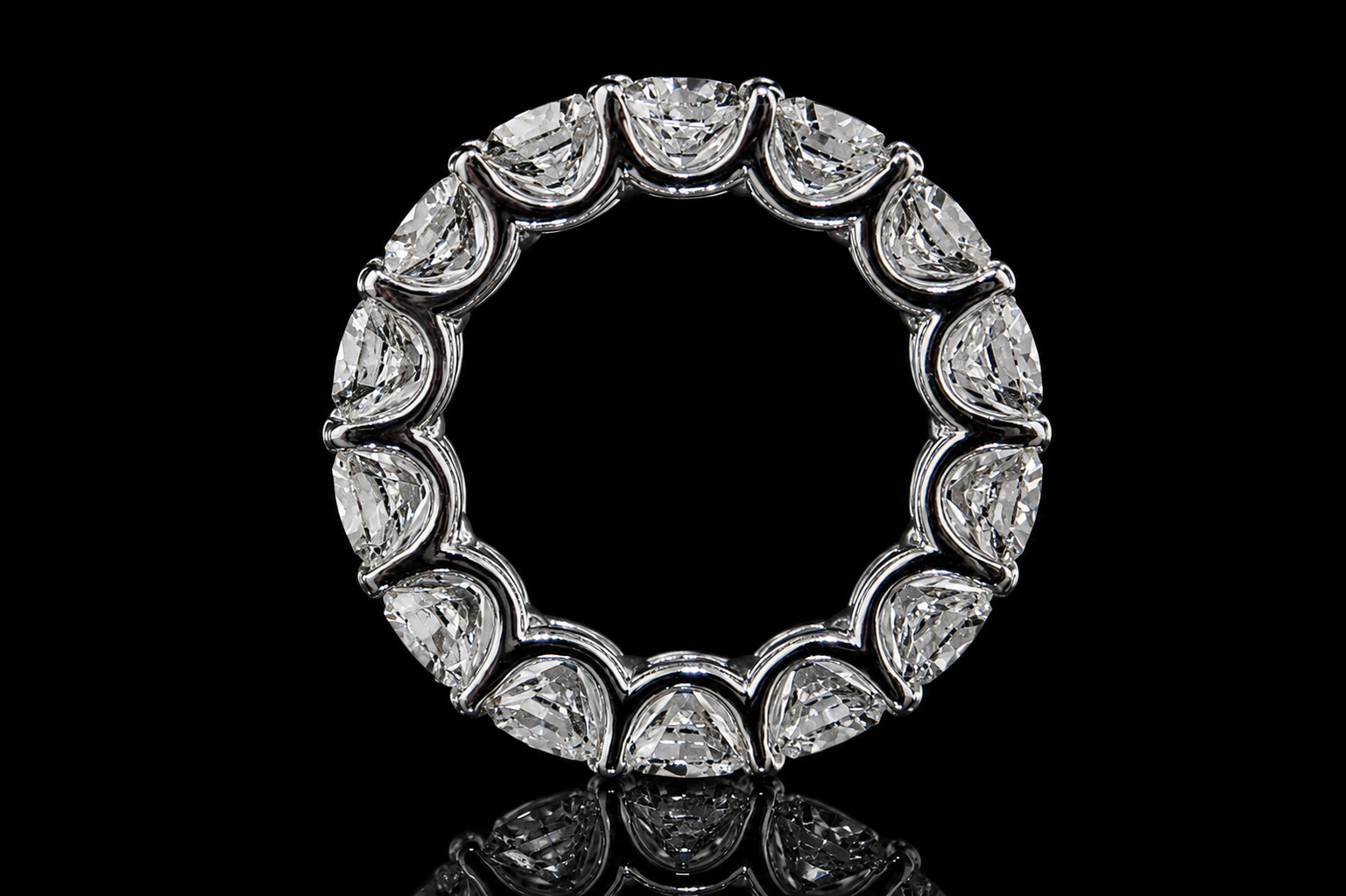 Round Diamond Eternity Band (band064)