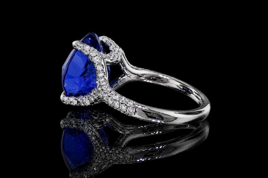 Tanzanite Split Shank Ring with Pavé Accents (eng530)