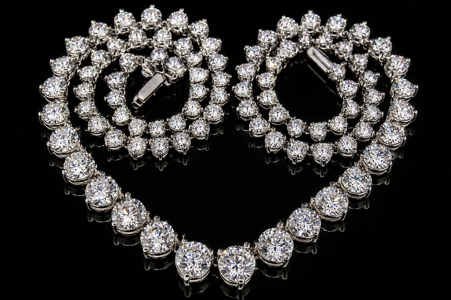 Graduated Three-Prong Diamond Tennis Necklace (pend061)