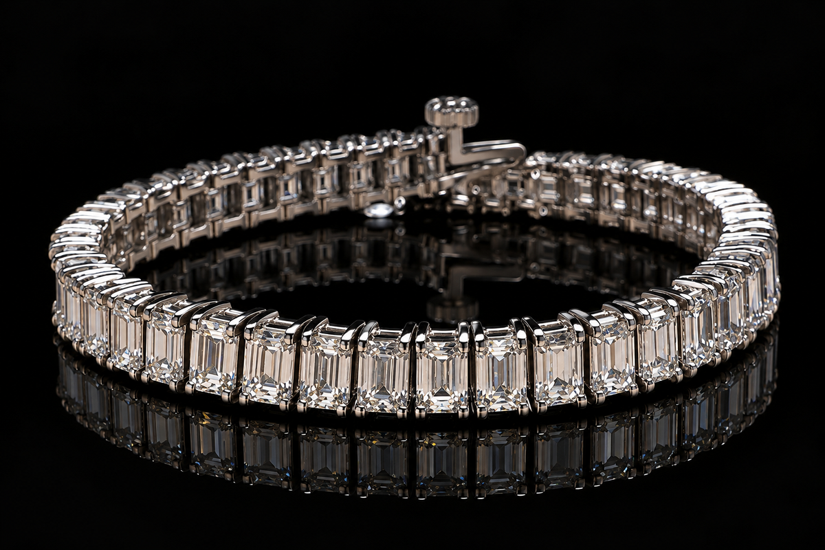 Emerald-Cut Diamond Tennis Bracelet (brac031)