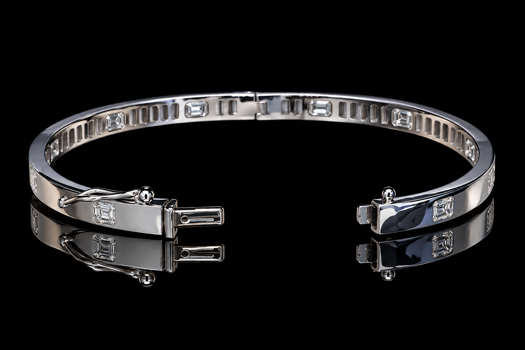 Emerald-Cut Diamond Station Bangle (brac041)